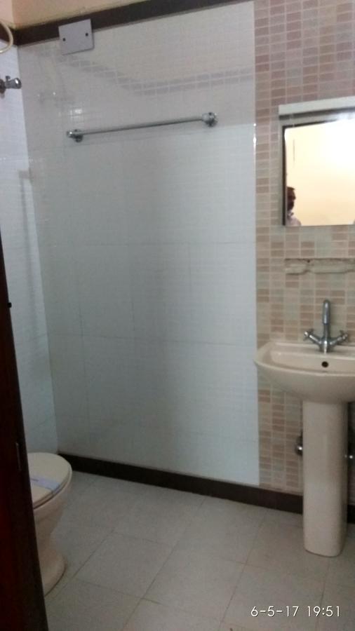 Hotel Varsa Dibrugarh 외부 사진